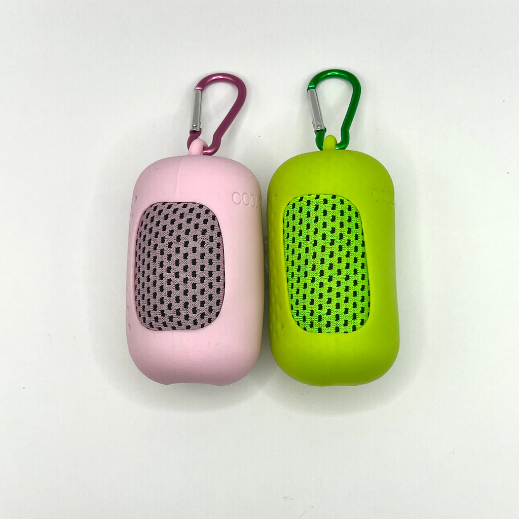 Cooling Towel with Holder and Carabiner