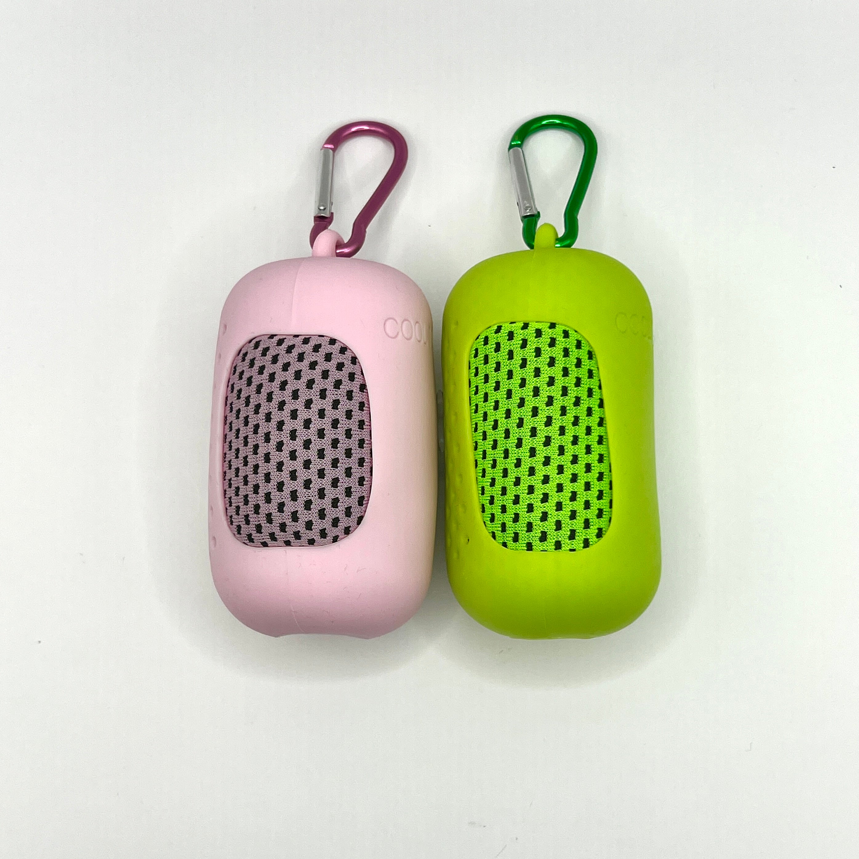 Cooling Towel with Holder and Carabiner