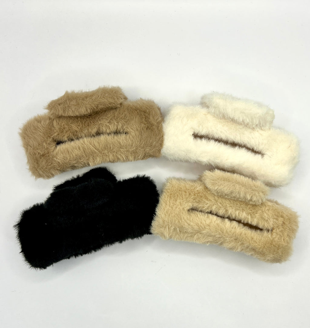 Fuzzy Hair Claw