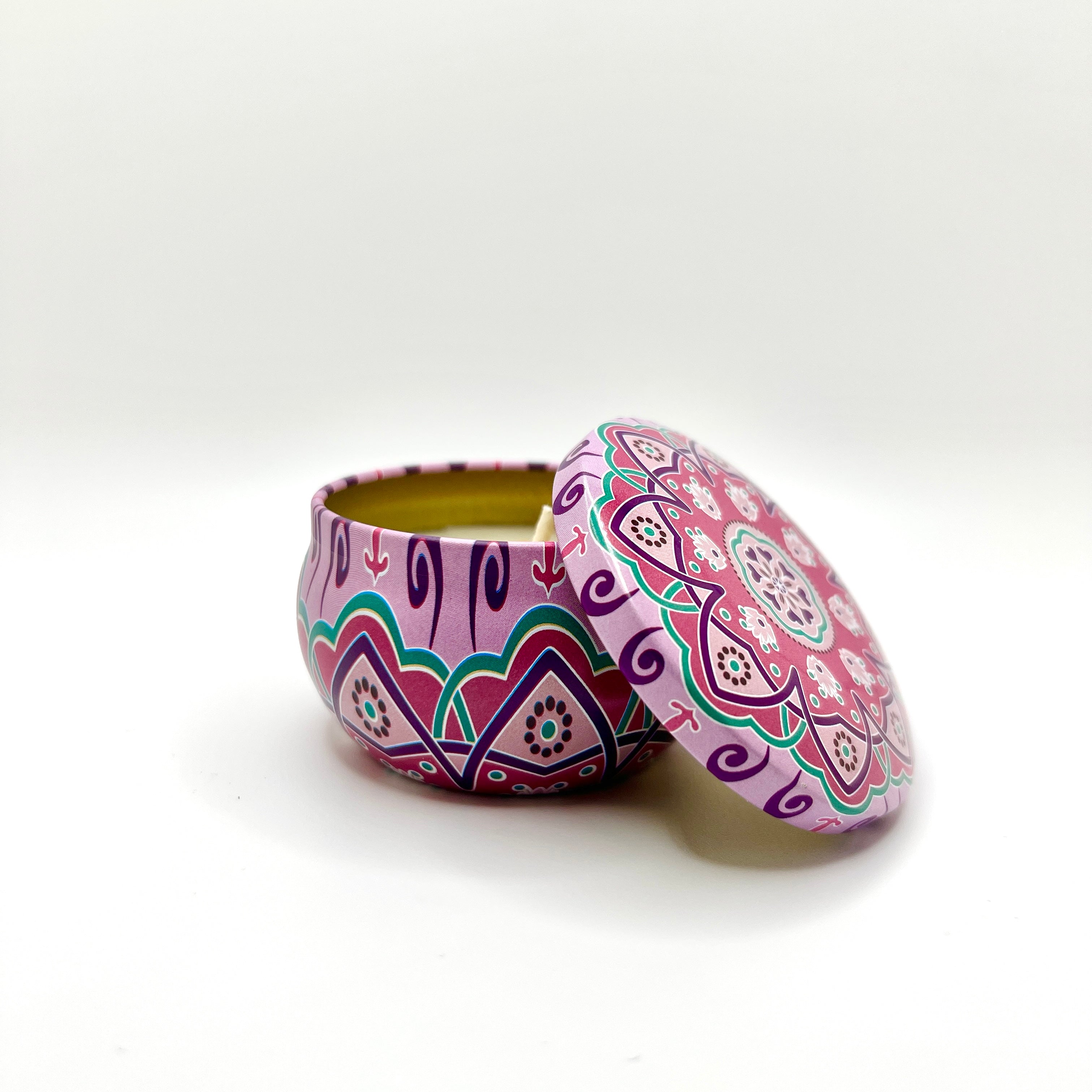 Candle-Soy, in Decorative Tin